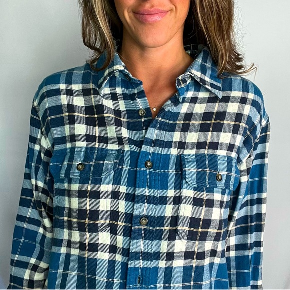 Eddie Bauer 100% Cotton Button Down Flannel Shirt - Picture 2 of 7